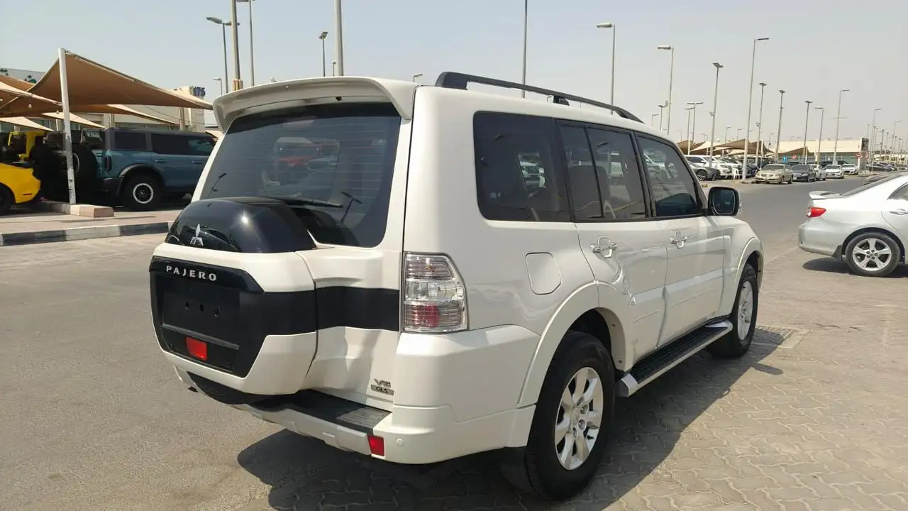 Mitsubishi Pajero 2017