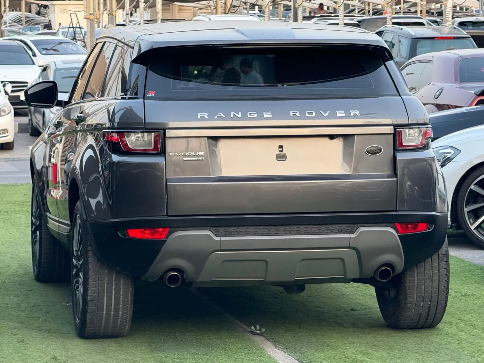 لاند روفر رانج روفر إيفوك 2017