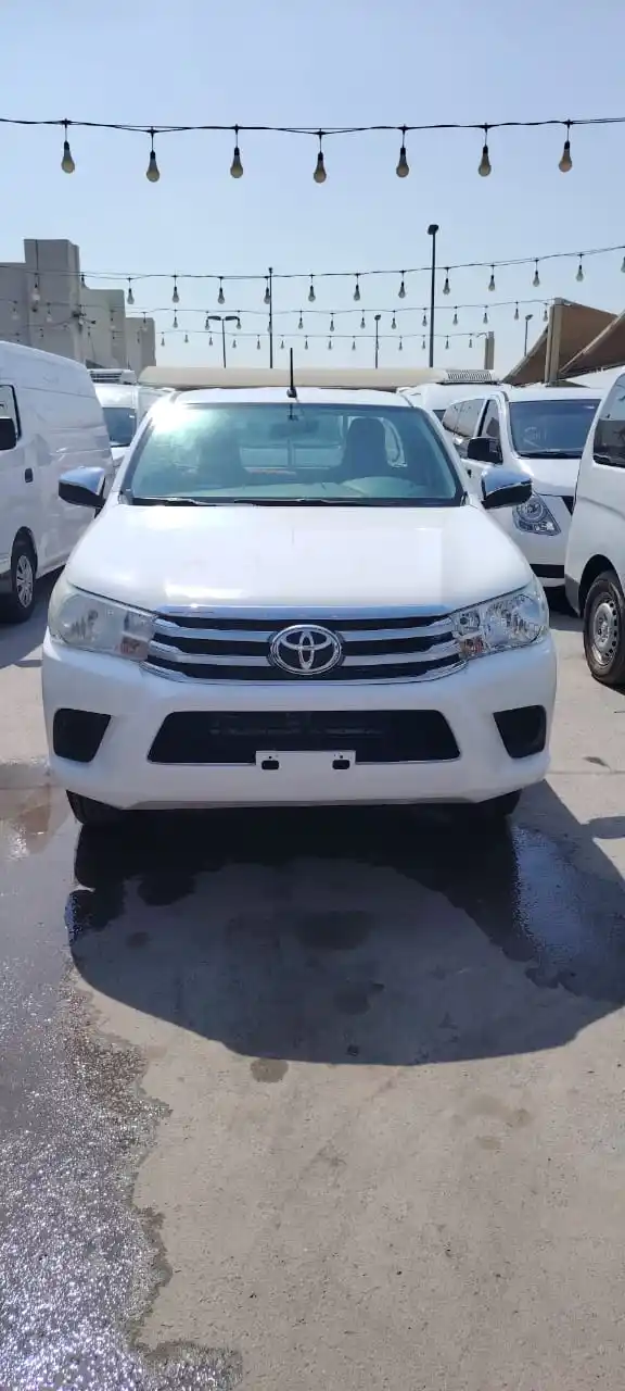 تويوتا هيلوكس 2016