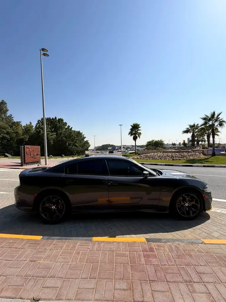 Dodge Charger 2018 5.7L