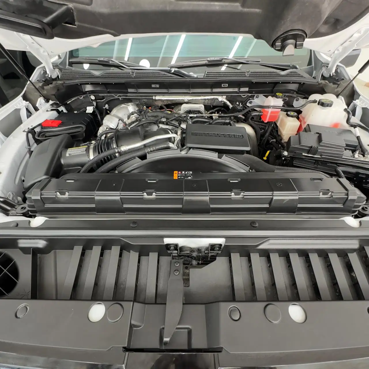 جي أم سي LD سييرا 2025 6.2L