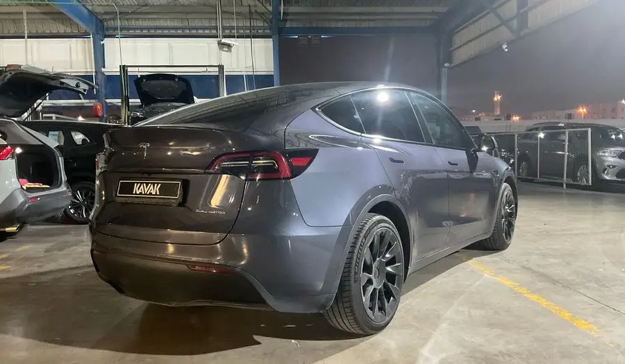 تسلا موديل Y 2023