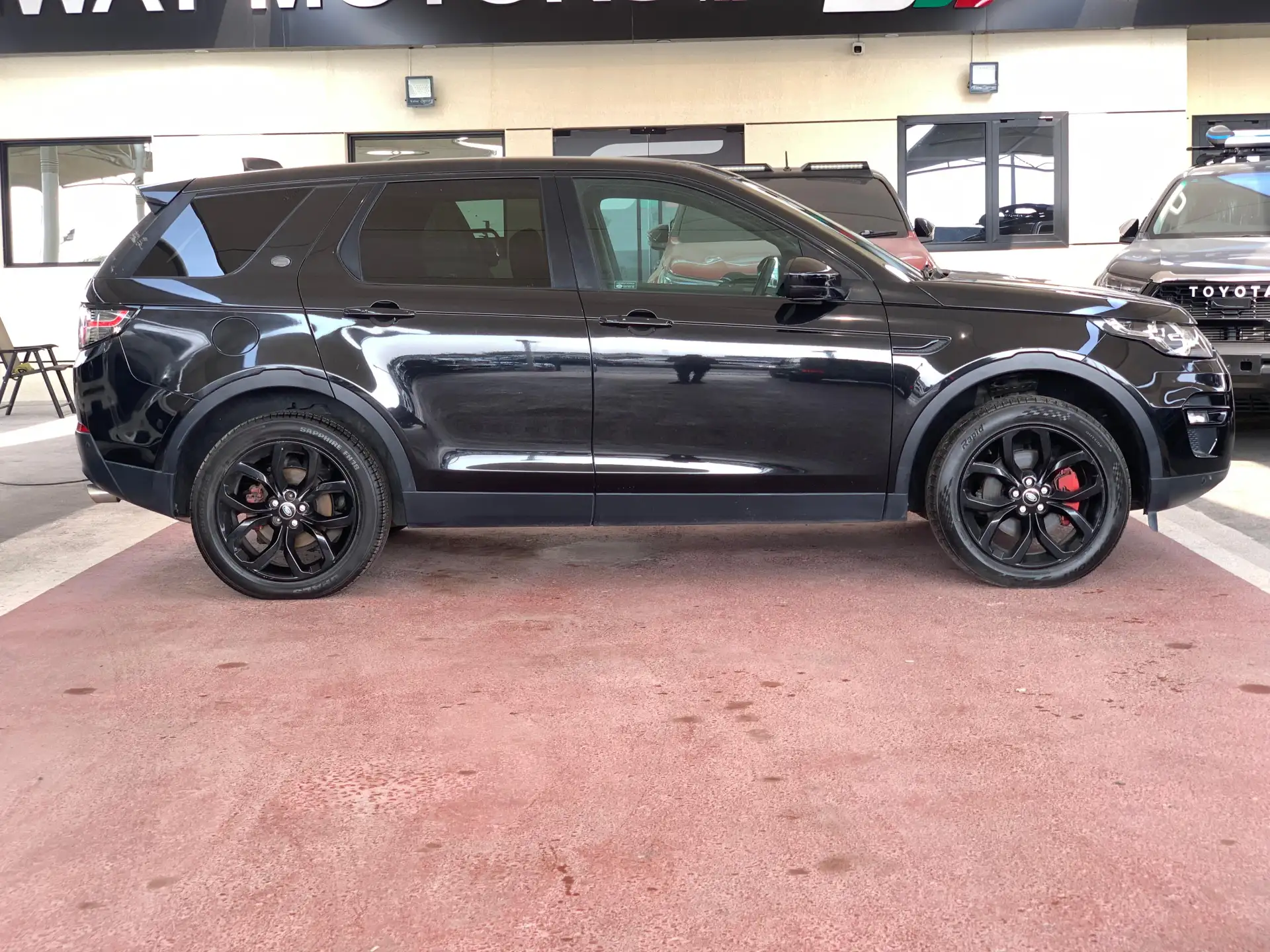 Land Rover Discovery 2016