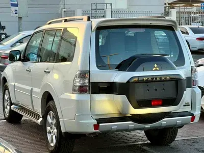 Mitsubishi Pajero 2022 3.5L
