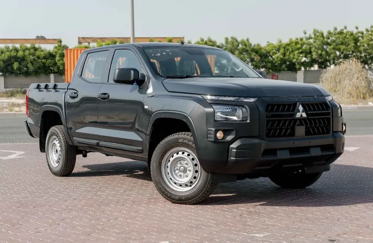 ميتسوبيشي L200 2025 2.4L