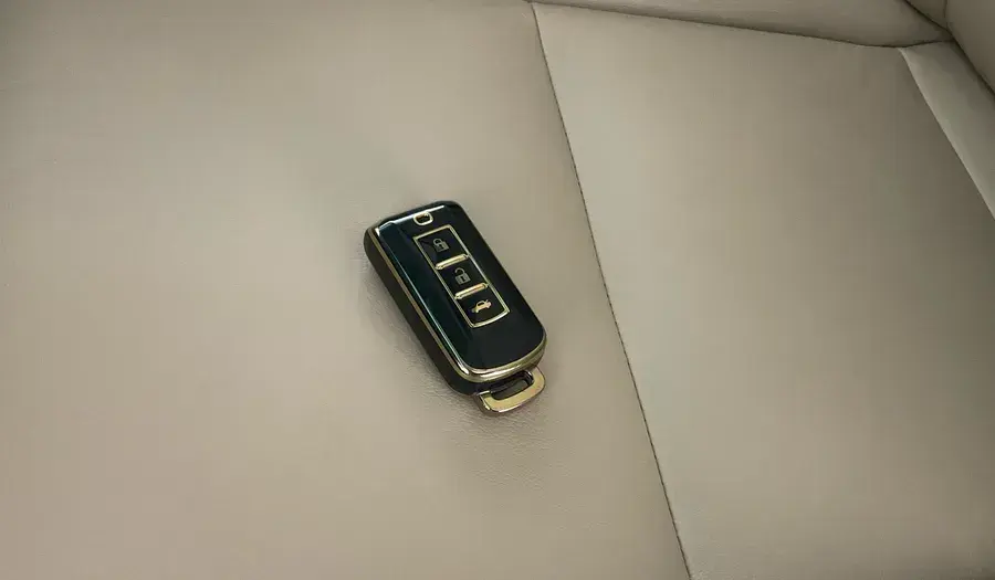 Mitsubishi Montero 2023 3L