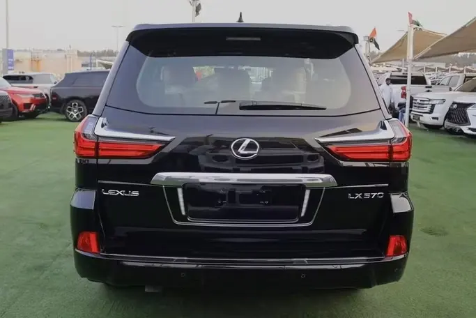 Lexus LX 2020 5.7L