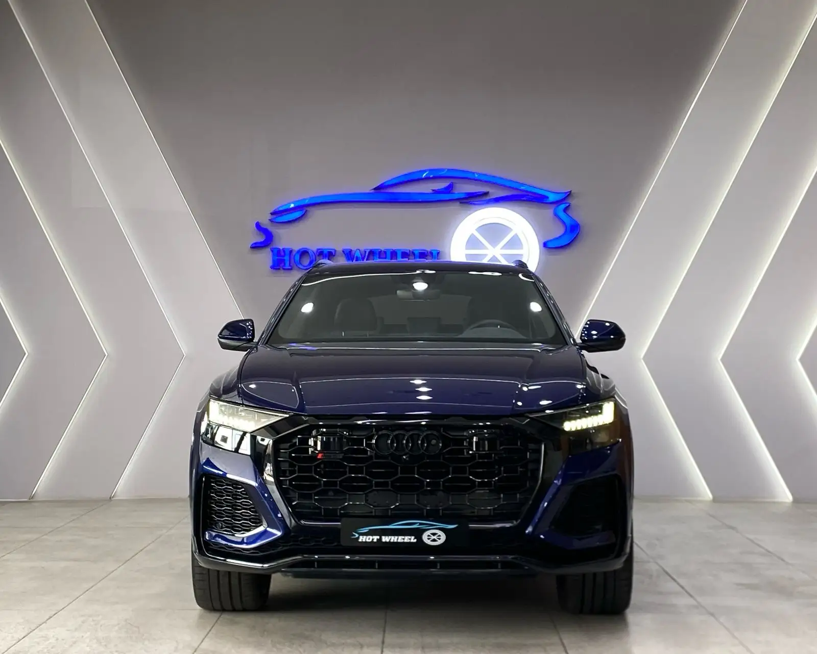 Audi RS Q8 2024 undefinedT