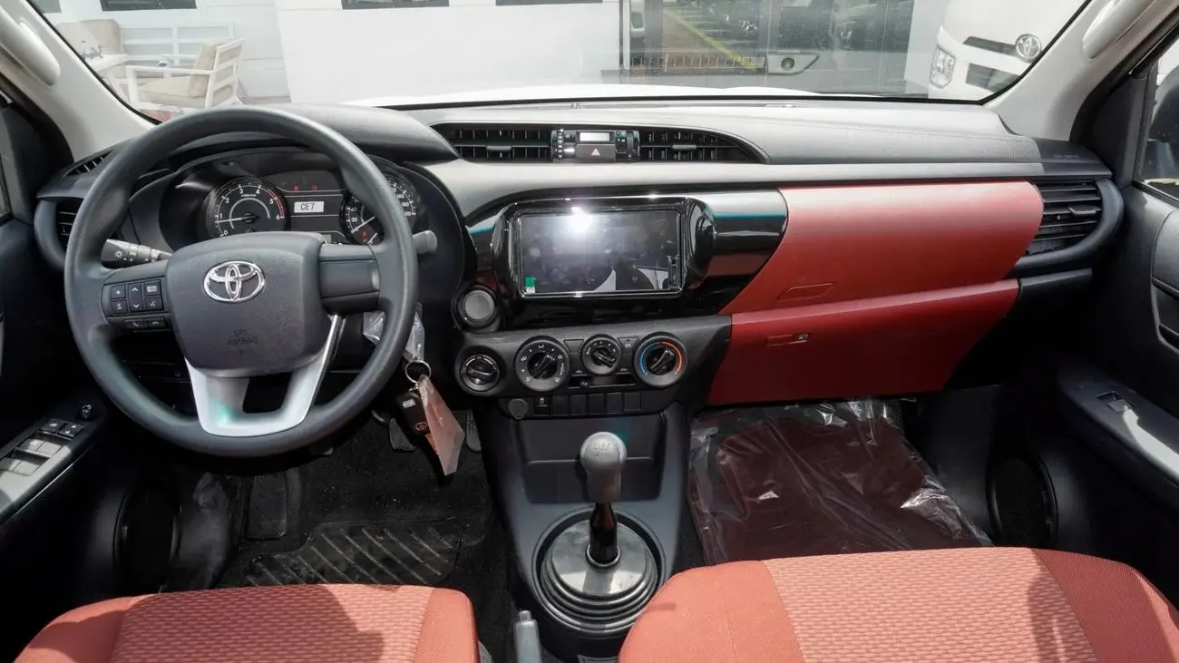 تويوتا هيلوكس 2025 2.4L