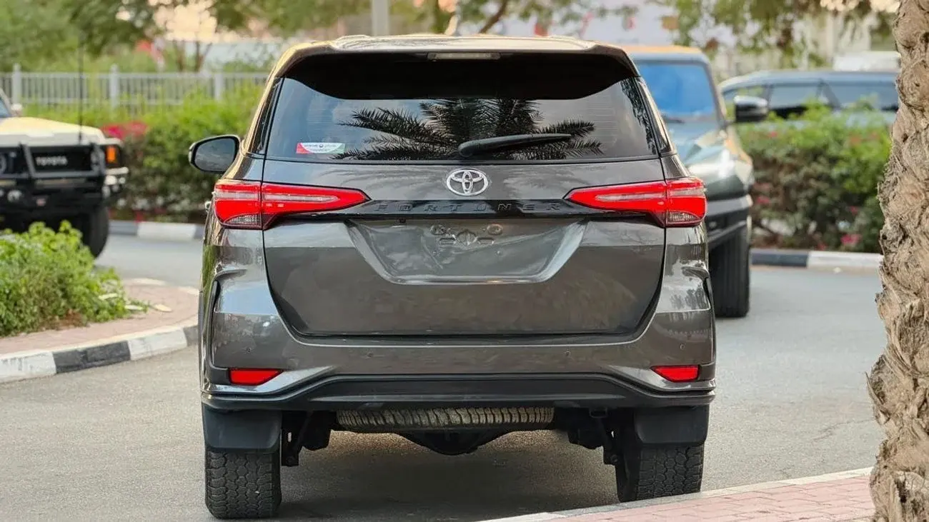 تويوتا فورتونر 2021 2.8L
