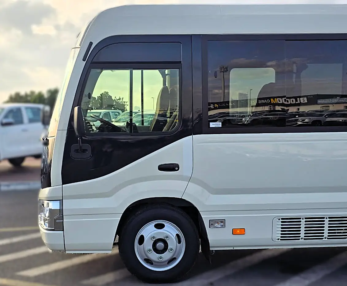 Toyota Coaster 2026 4.2L