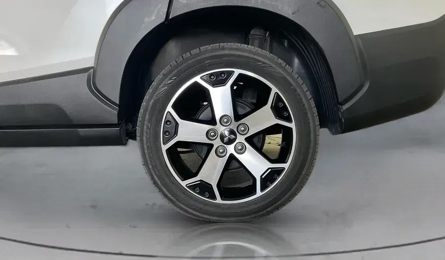 Mitsubishi Xpander Cross 2023