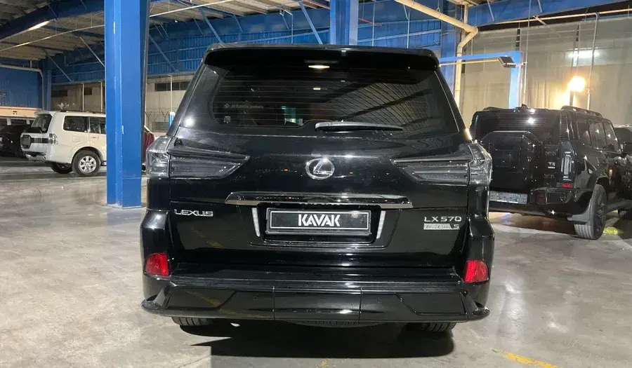 لكزس LX 2020 undefinedL