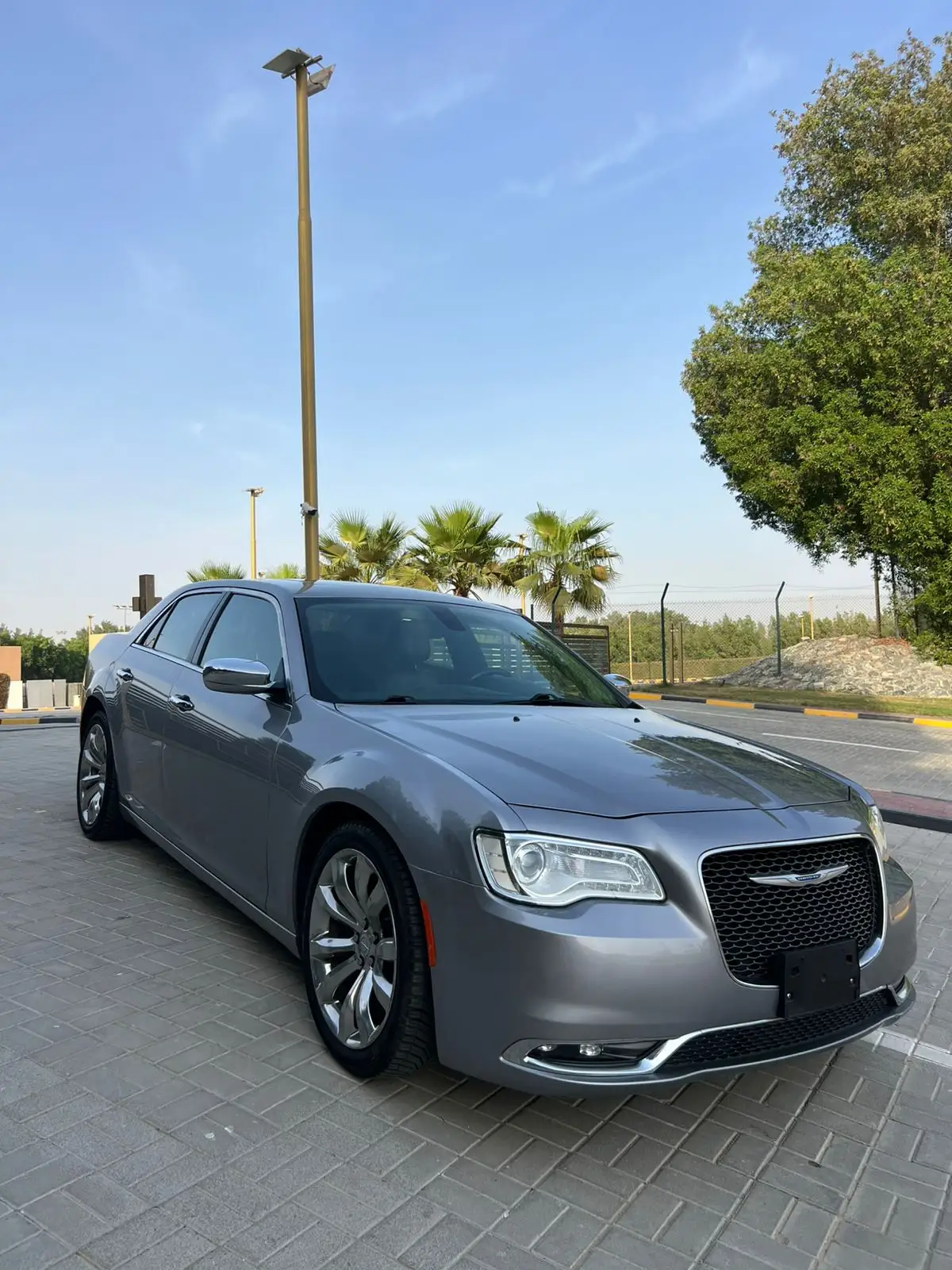 كرايسلر 300C 2017