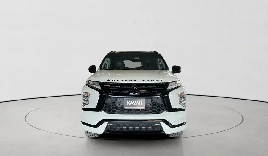 Mitsubishi Montero 2023 3L