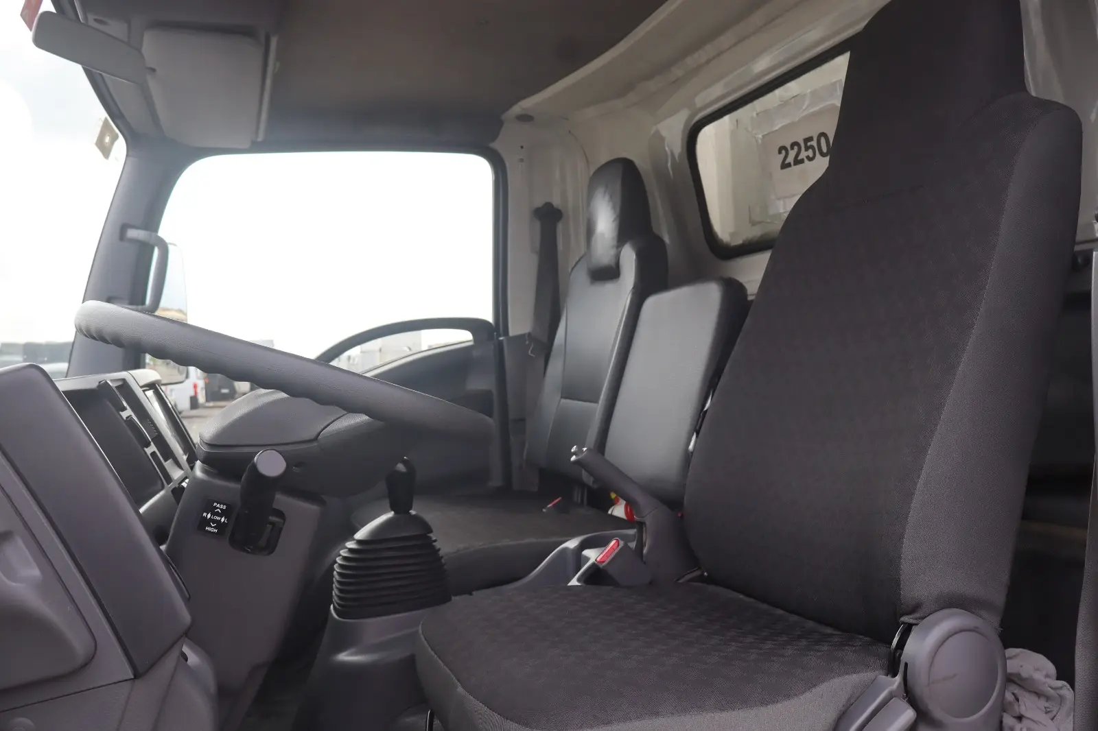 إيسوزو NPR 2021 2L