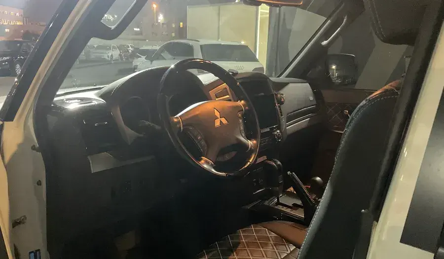 Mitsubishi Pajero 2020 undefinedL