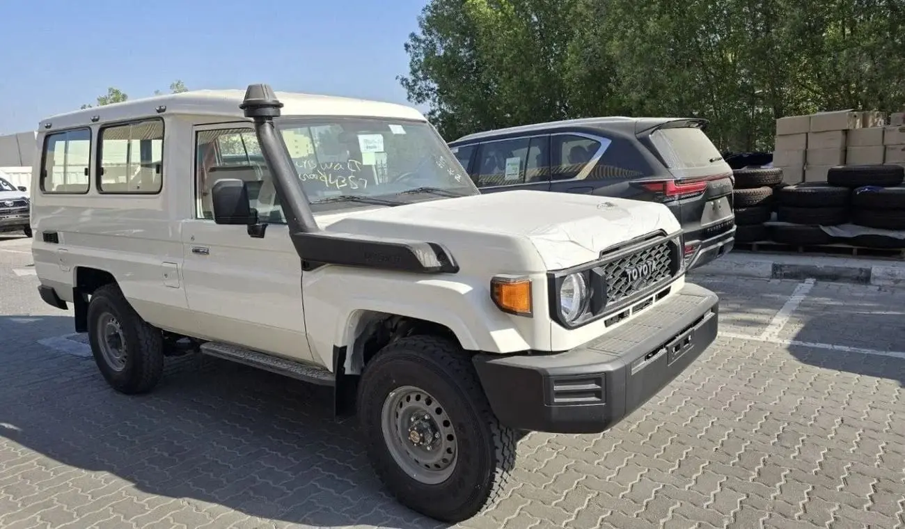 Toyota Land Cruiser 70 2025 4L