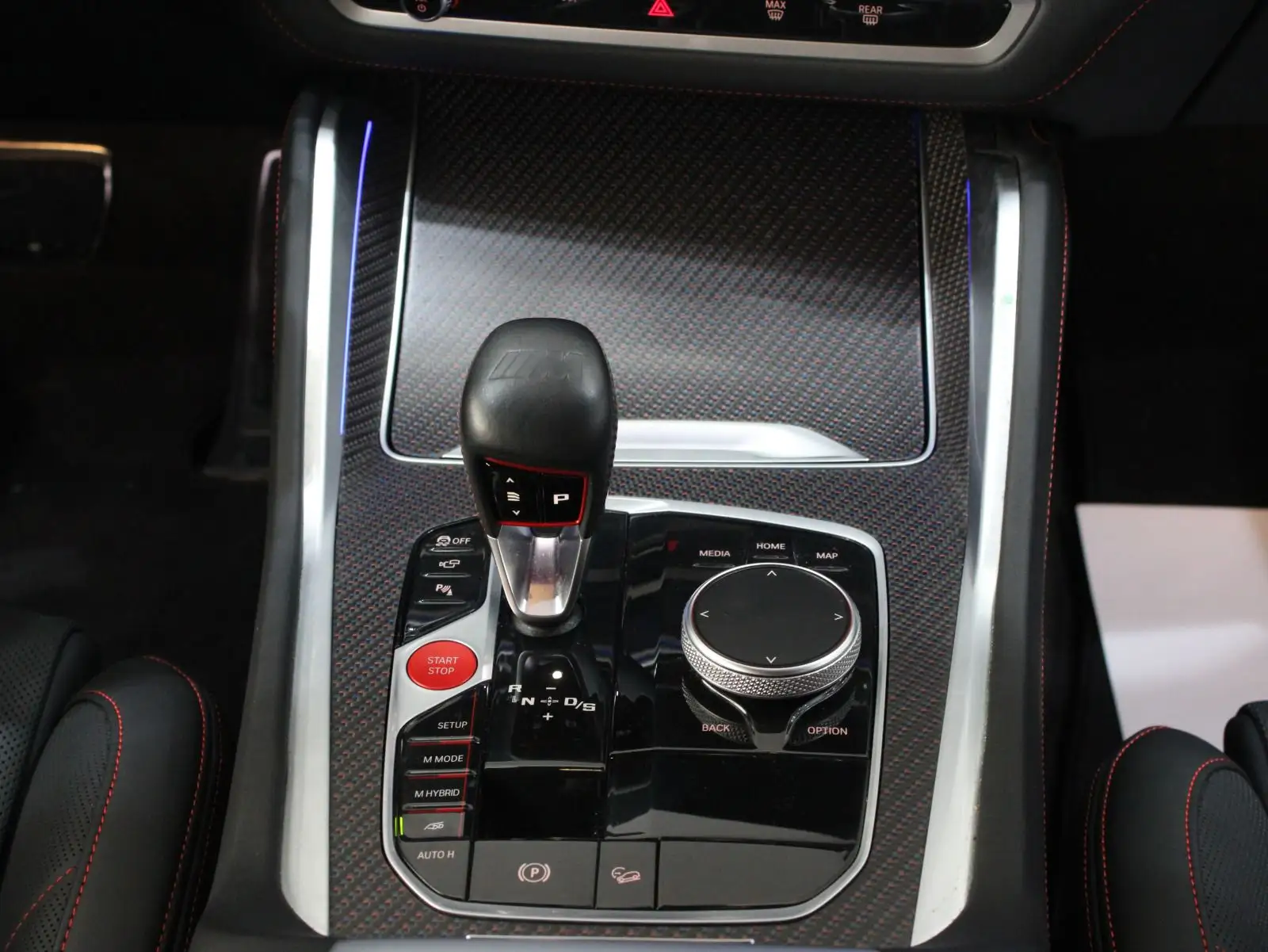 بي أم دبليو XM 2024 4.4L