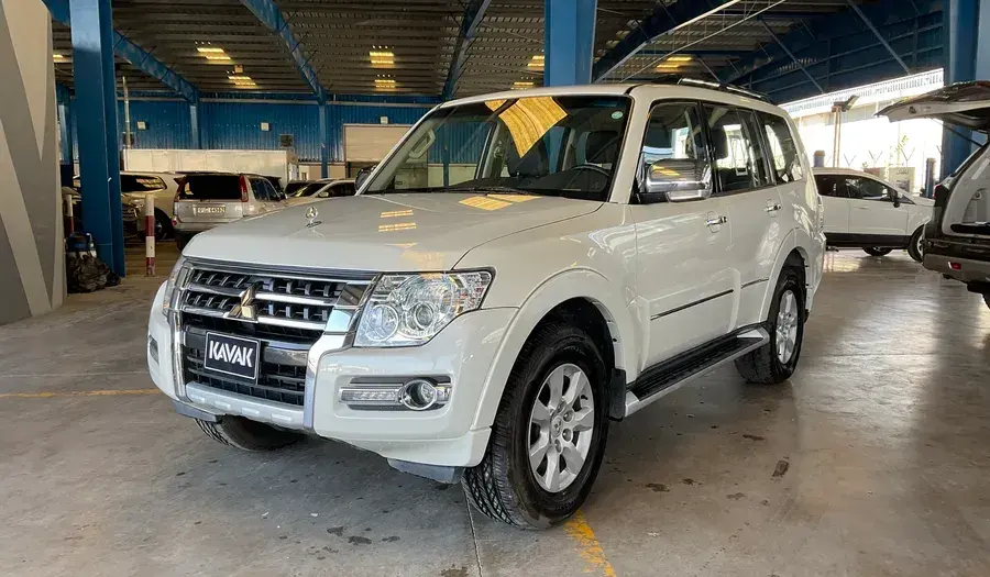 ميتسوبيشي باجيرو آي أو 2022