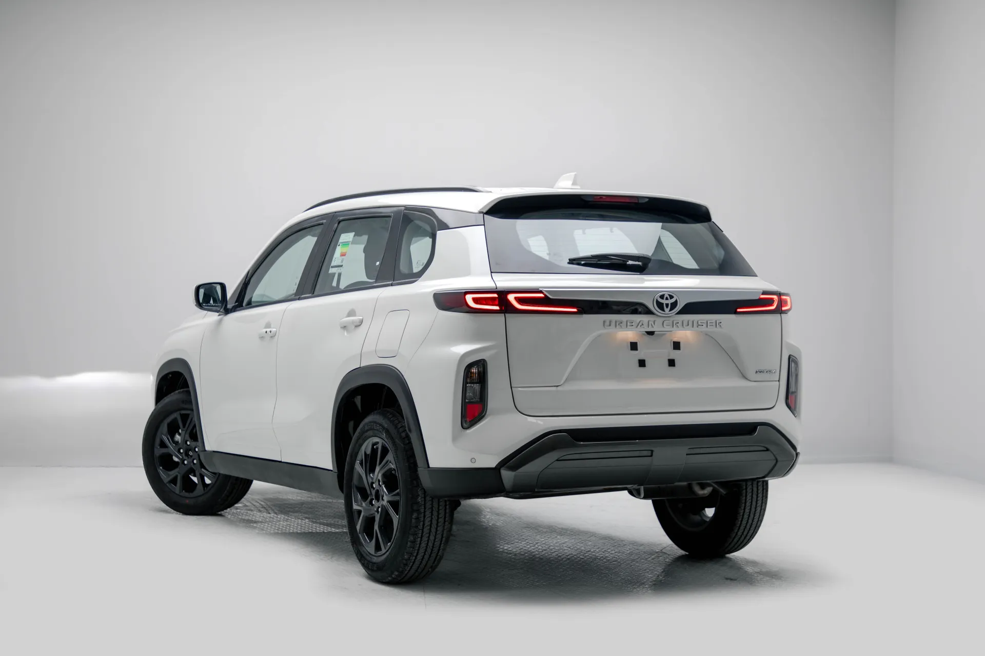 تويوتا أوربان كروزر 2026 1.5L