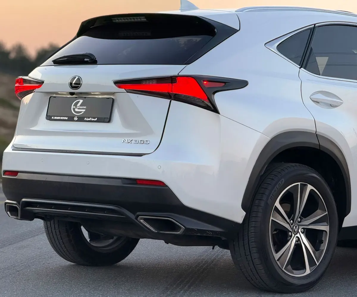 لكزس NX 2020
