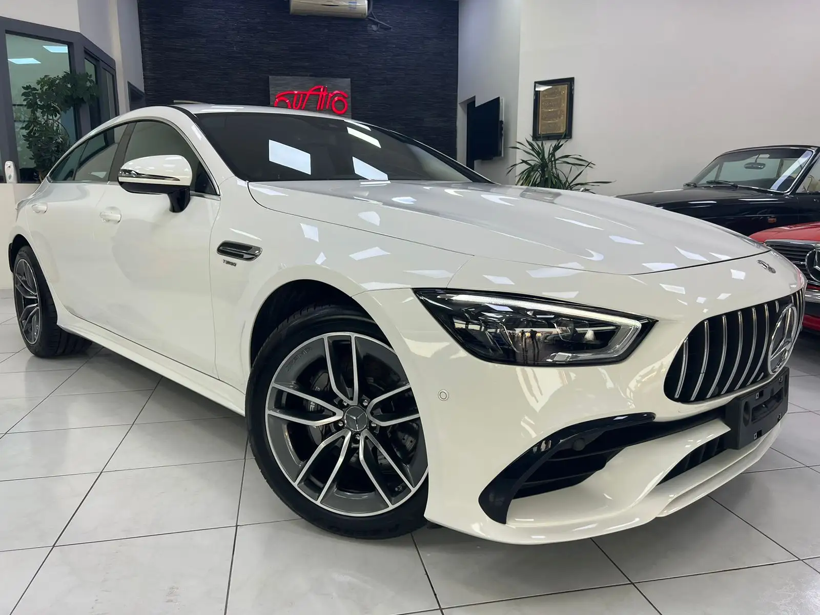 Mercedes Benz AMG GT 2020 undefinedL