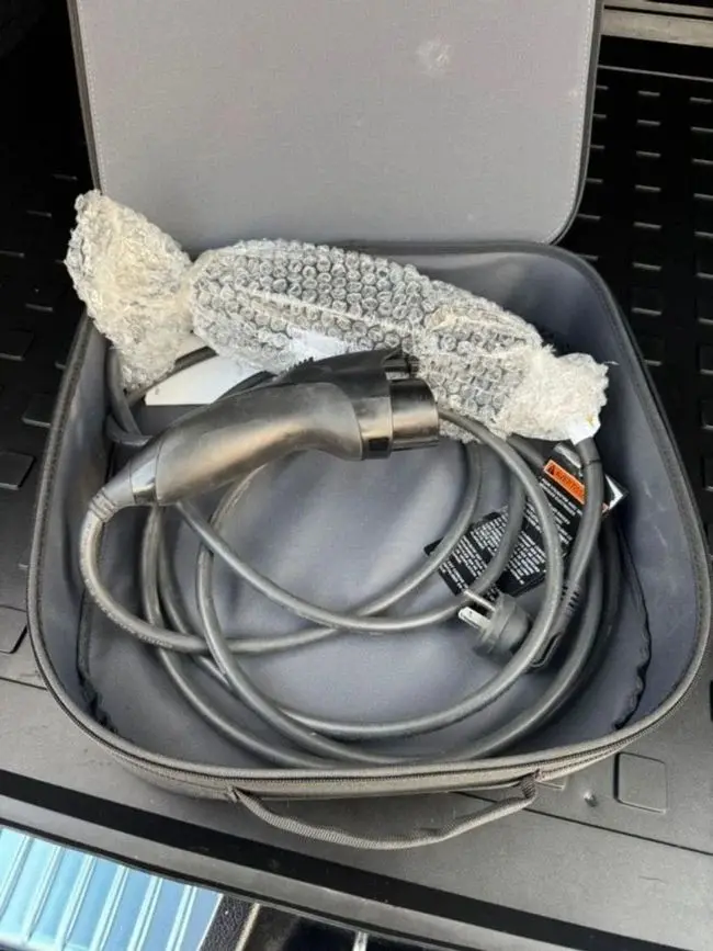 Mercedes Benz EQE SUV Class AMG 2023