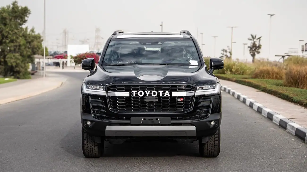 تويوتا لاند كروزر 2025