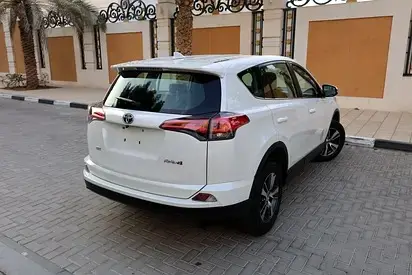 تويوتا راف ٤ 2018