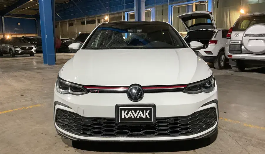 فولكس واجن جولف 2024