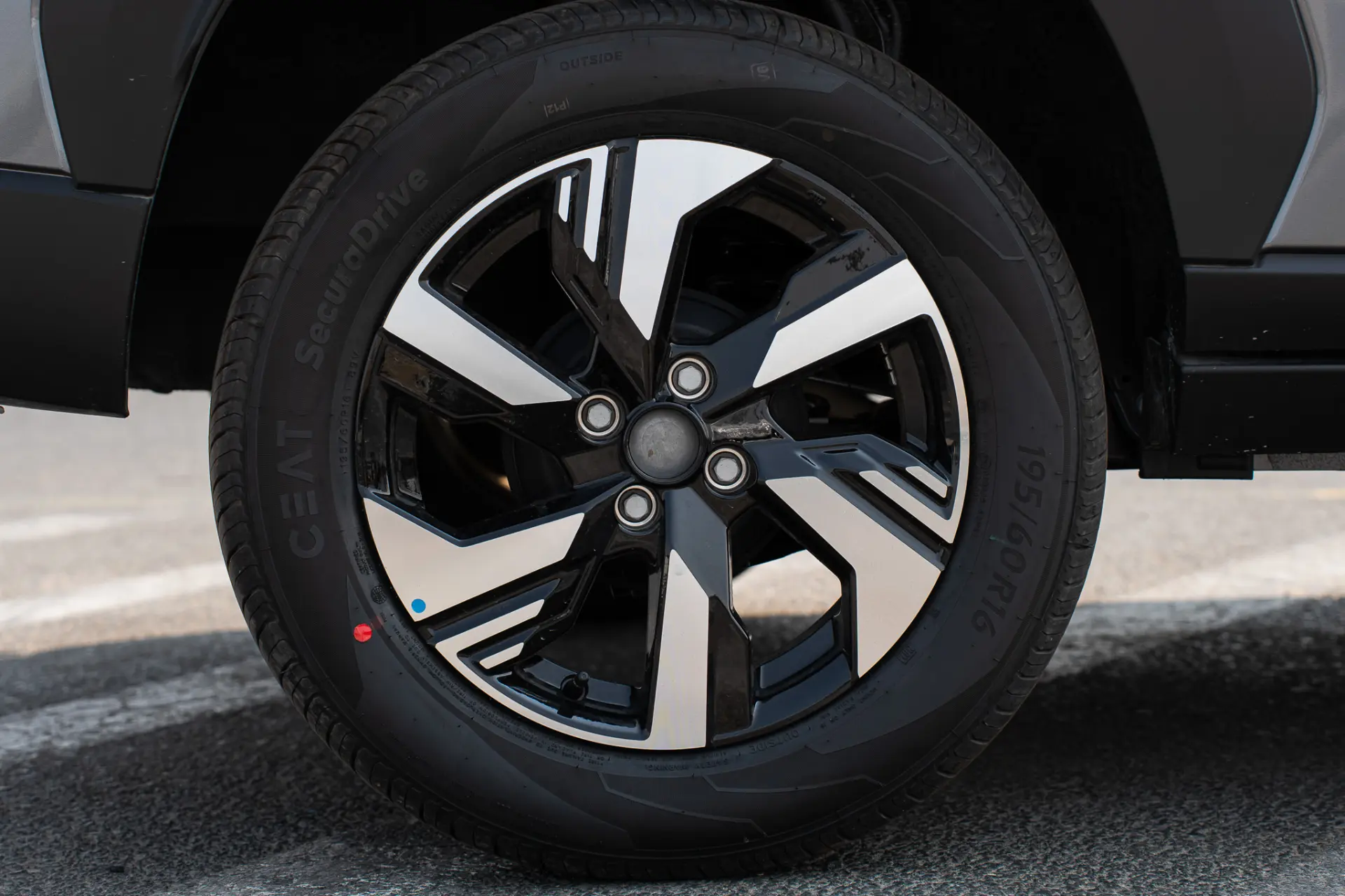 Nissan Magnite 2025 1L