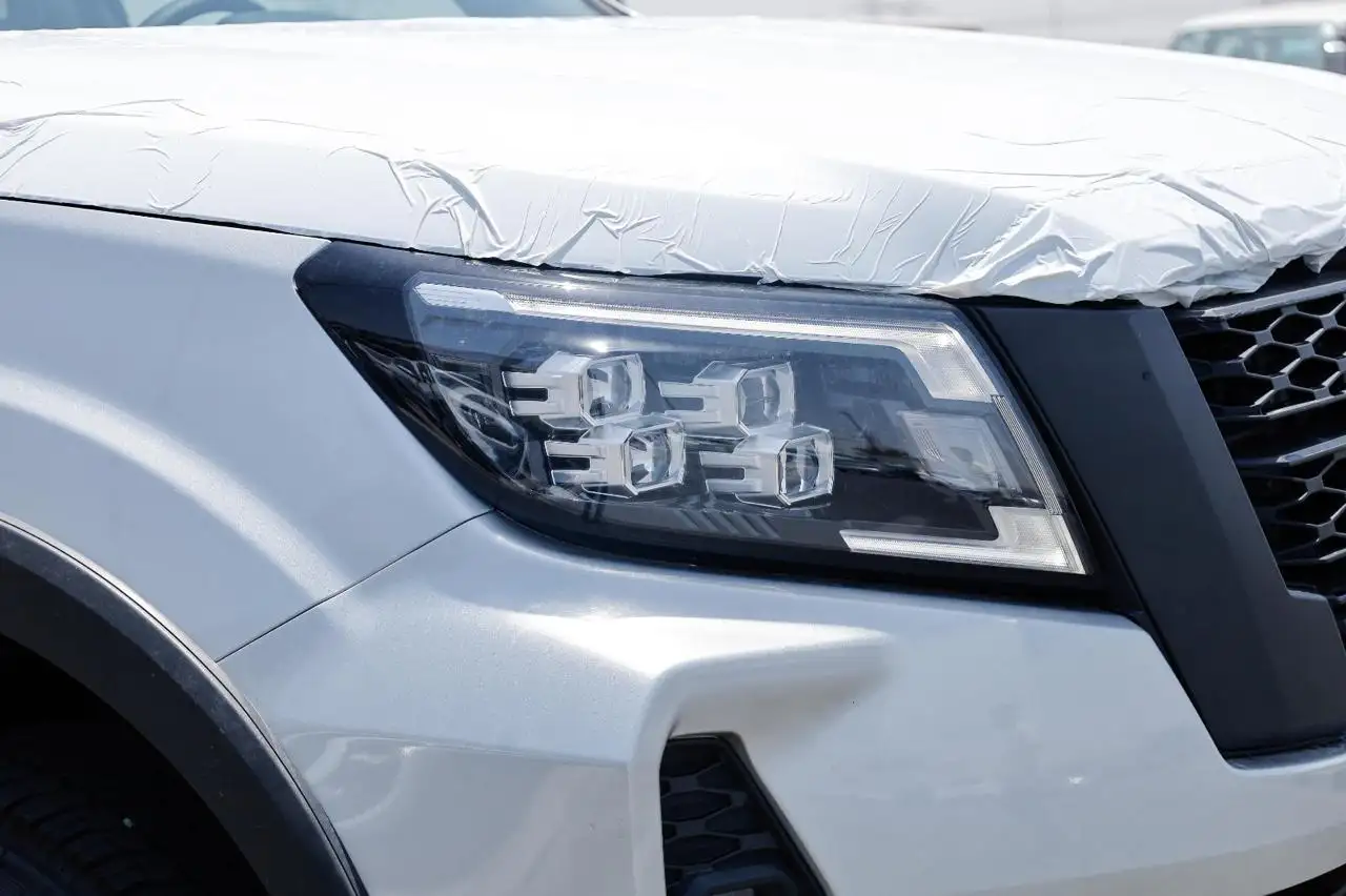 نيسان نافارا 2025 2500L