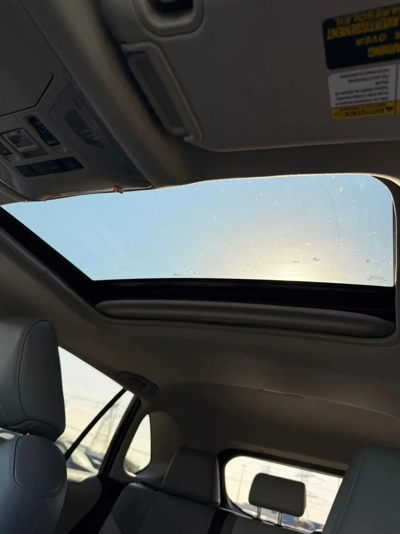 تويوتا راف ٤ 2023 2.5L