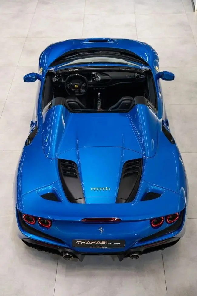 Ferrari F8 Spider 2021 3.9L