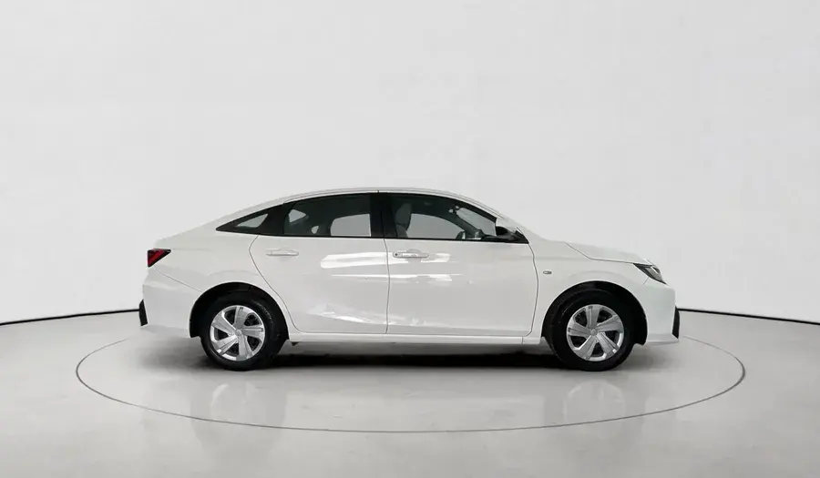 تويوتا يارس سيدان 2024 1.5L