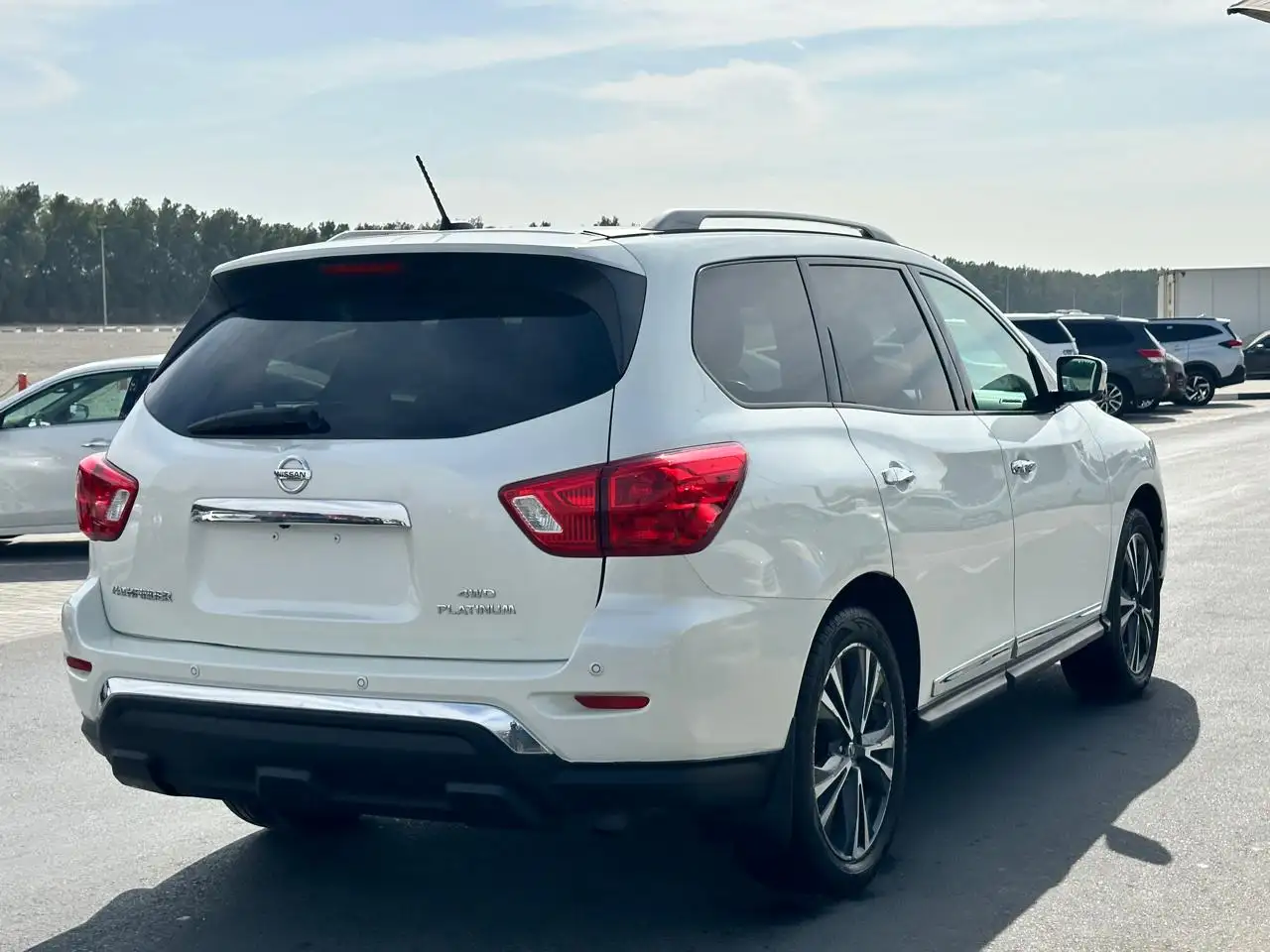 Nissan Pathfinder 2018