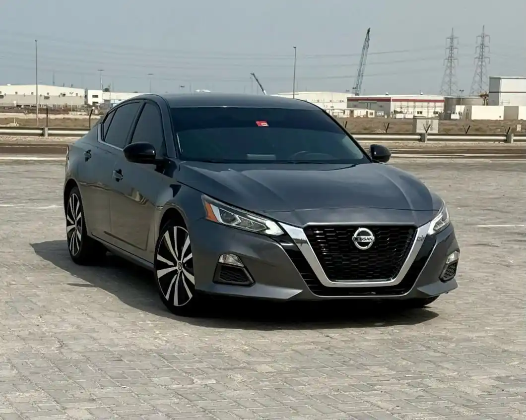 Nissan Altima 2019