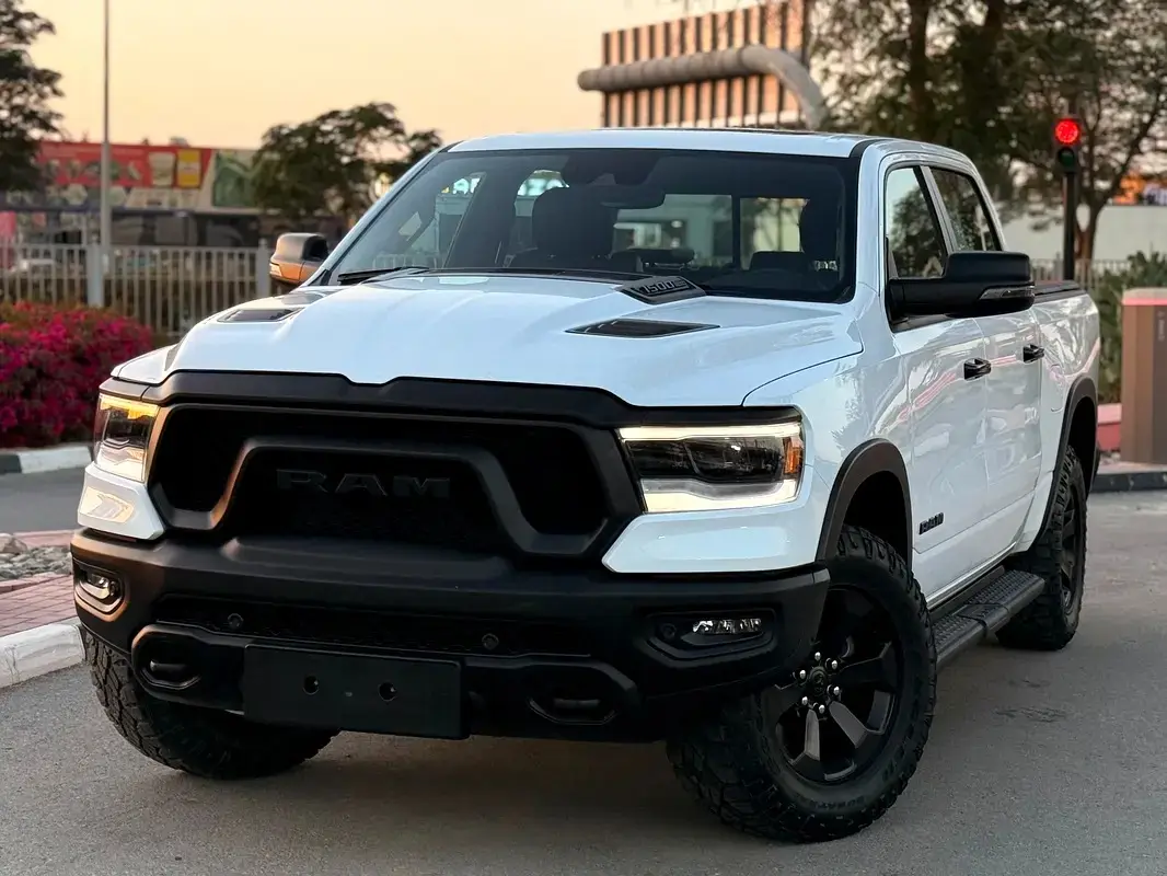 RAM 1500 2023 5.7L