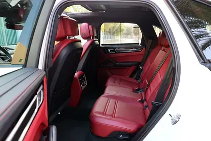 Porsche Cayenne 2023