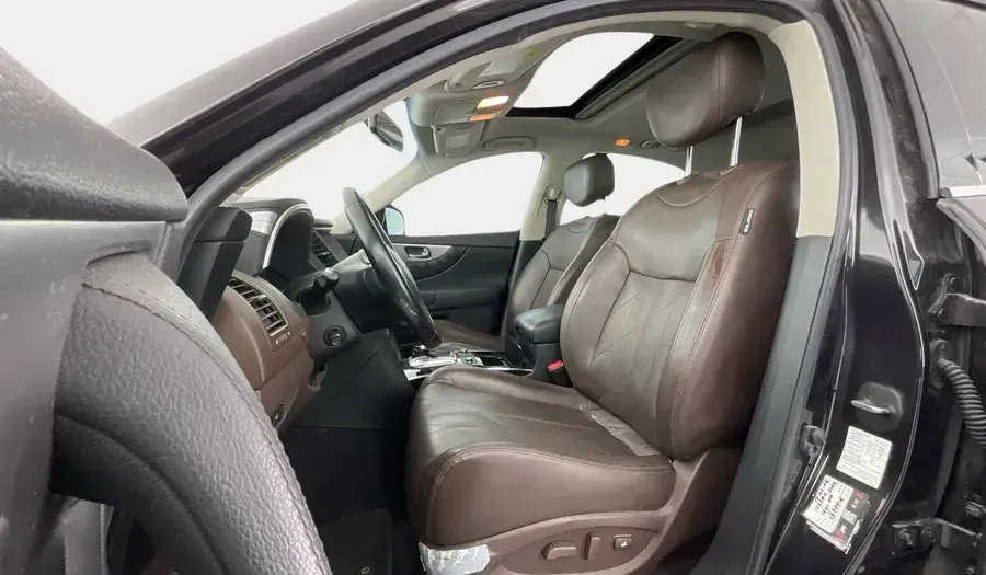 انفينيتي QX70 2018