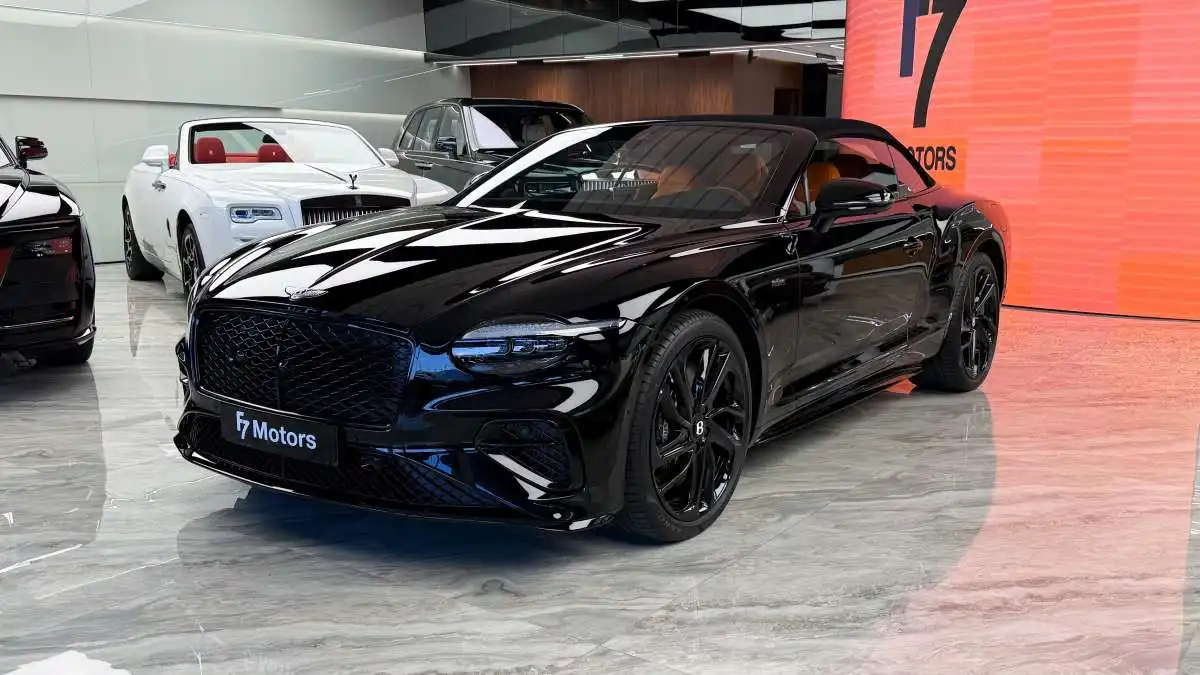 بنتلي كونتيننتال جي تي سي 2025 4L