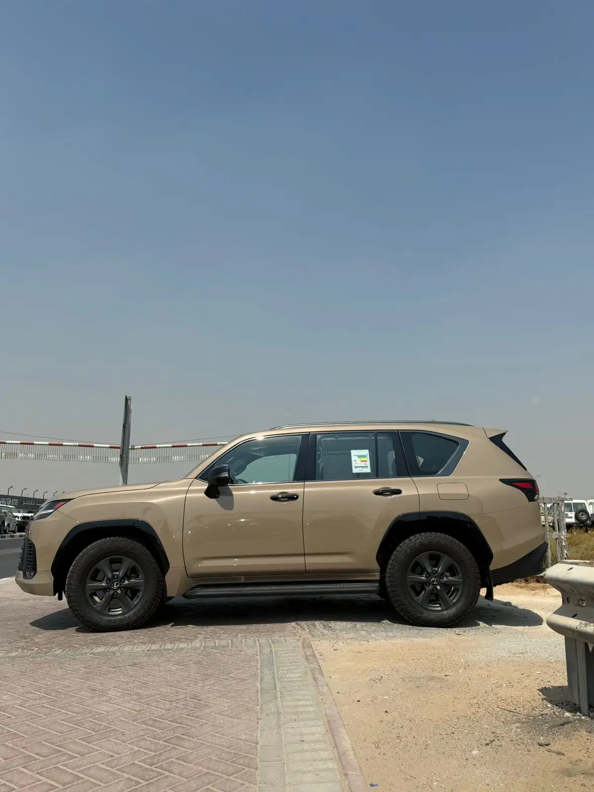 لكزس LX 2025 3.5L