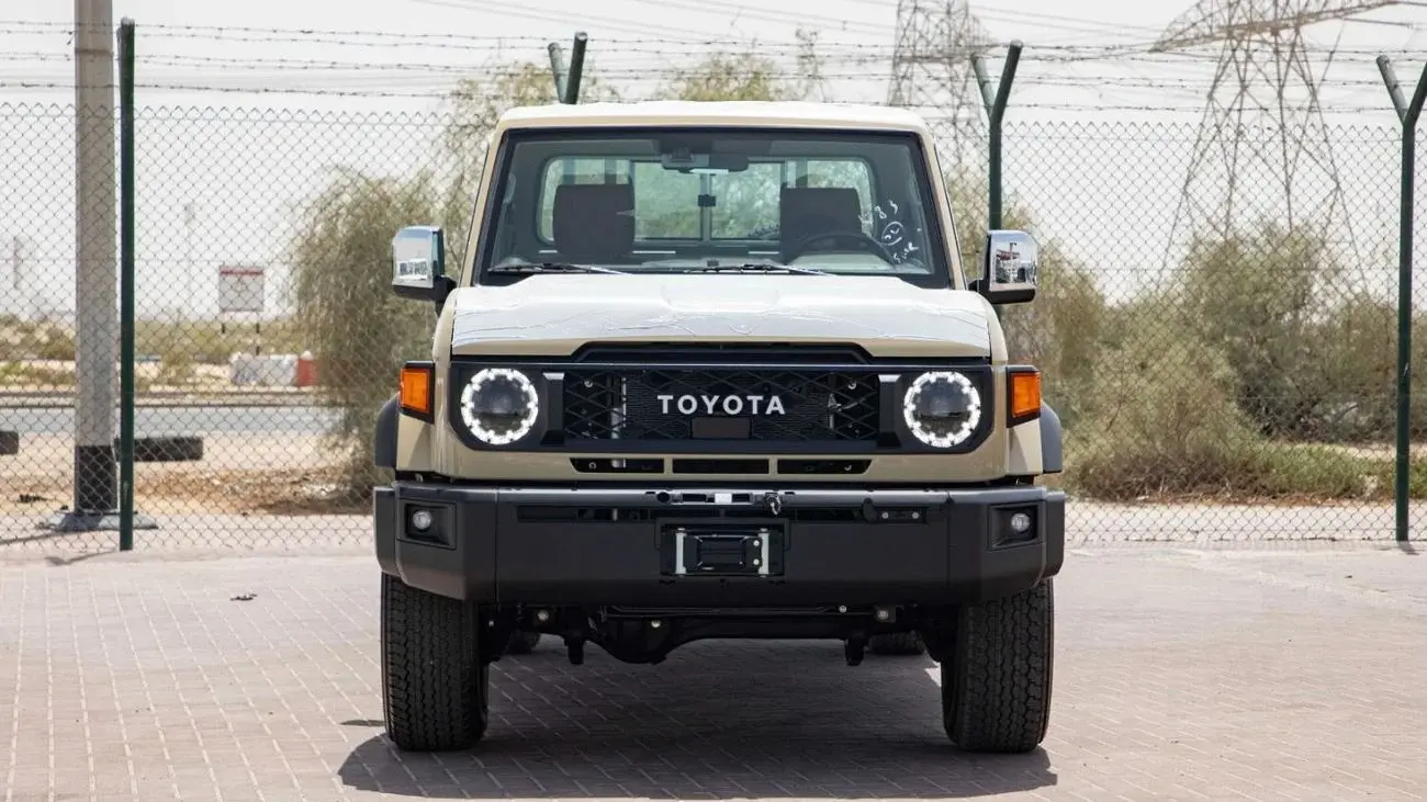Toyota Land Cruiser Pick Up 2025 4L