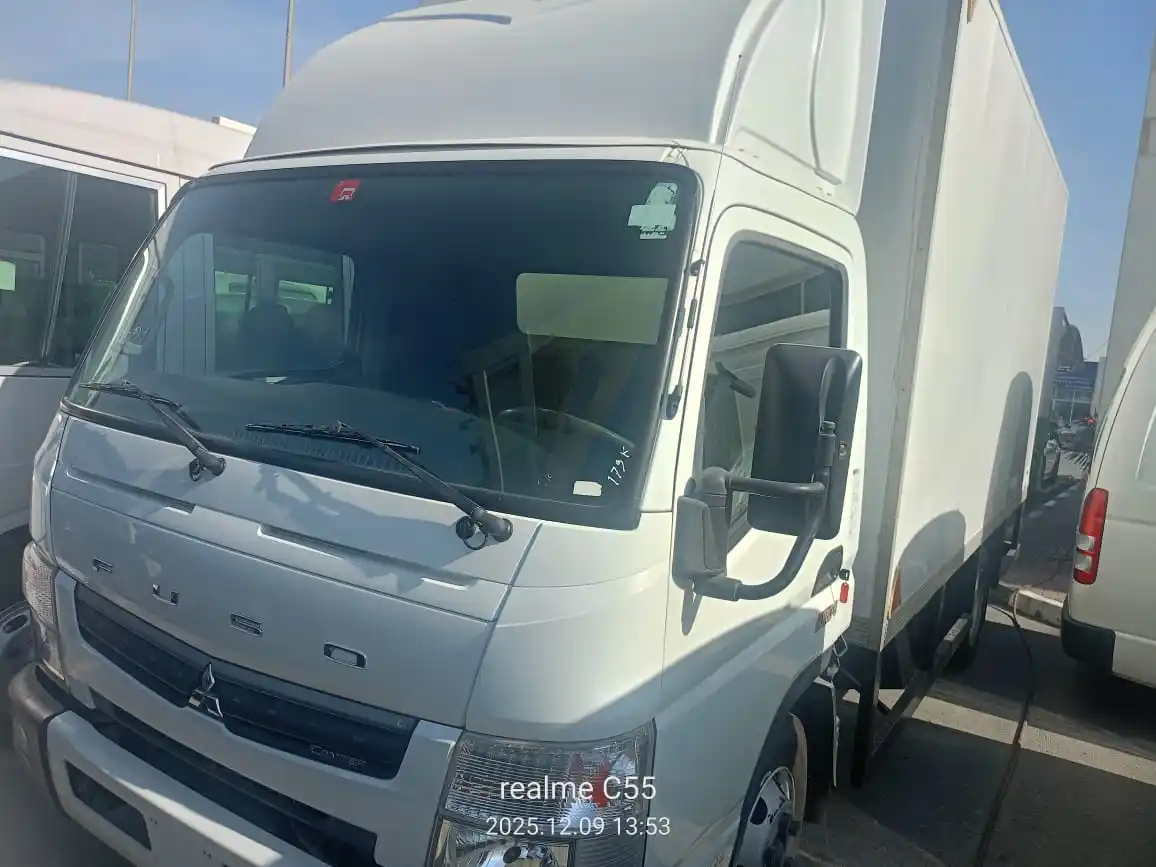 Mitsubishi Canter 2021