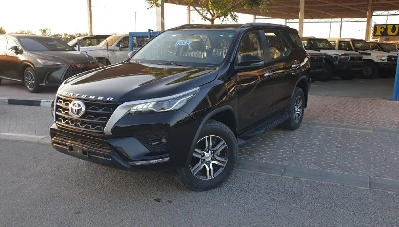 تويوتا فورتونر 2023 2.7L