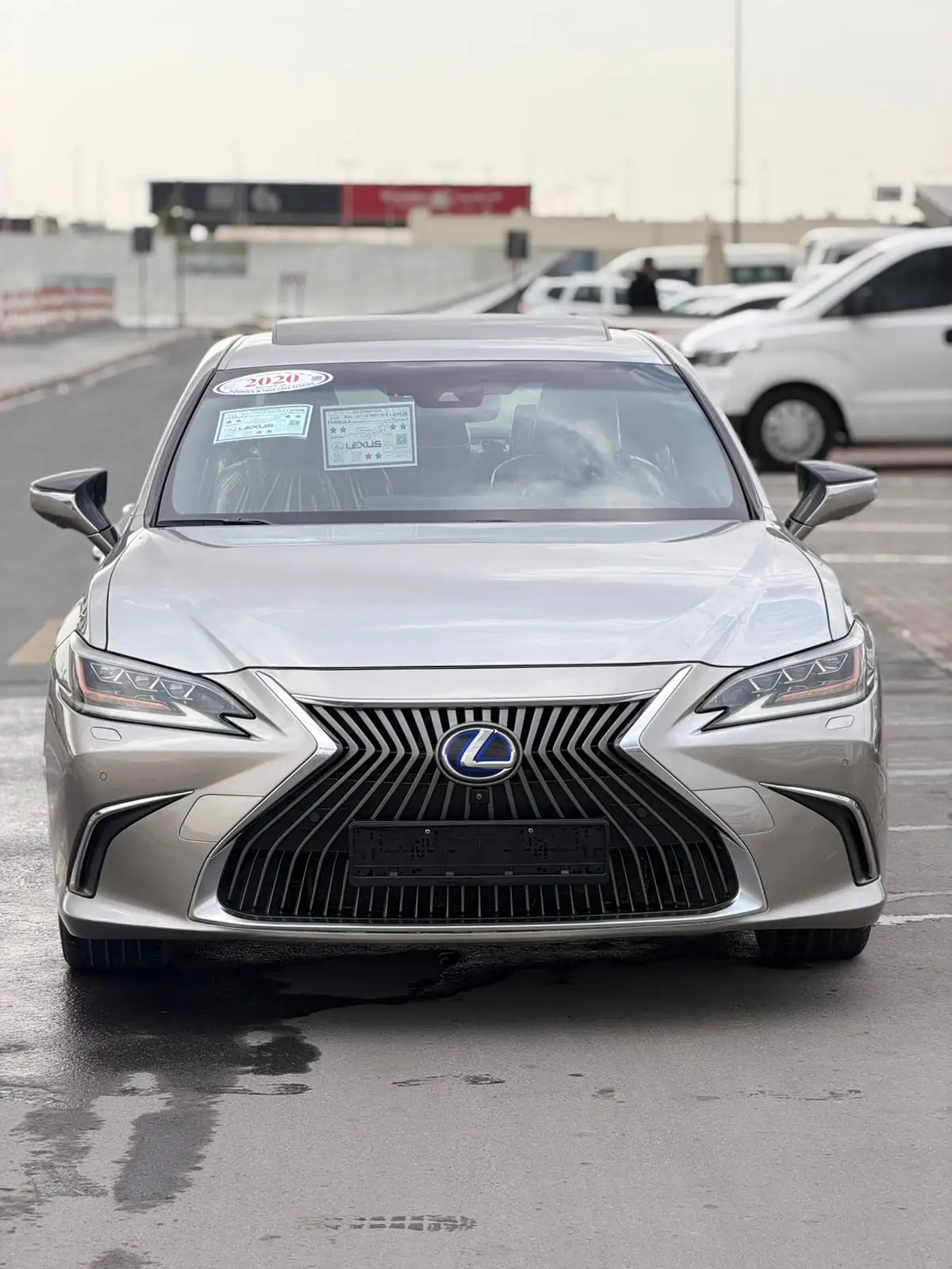 Lexus ES 2020