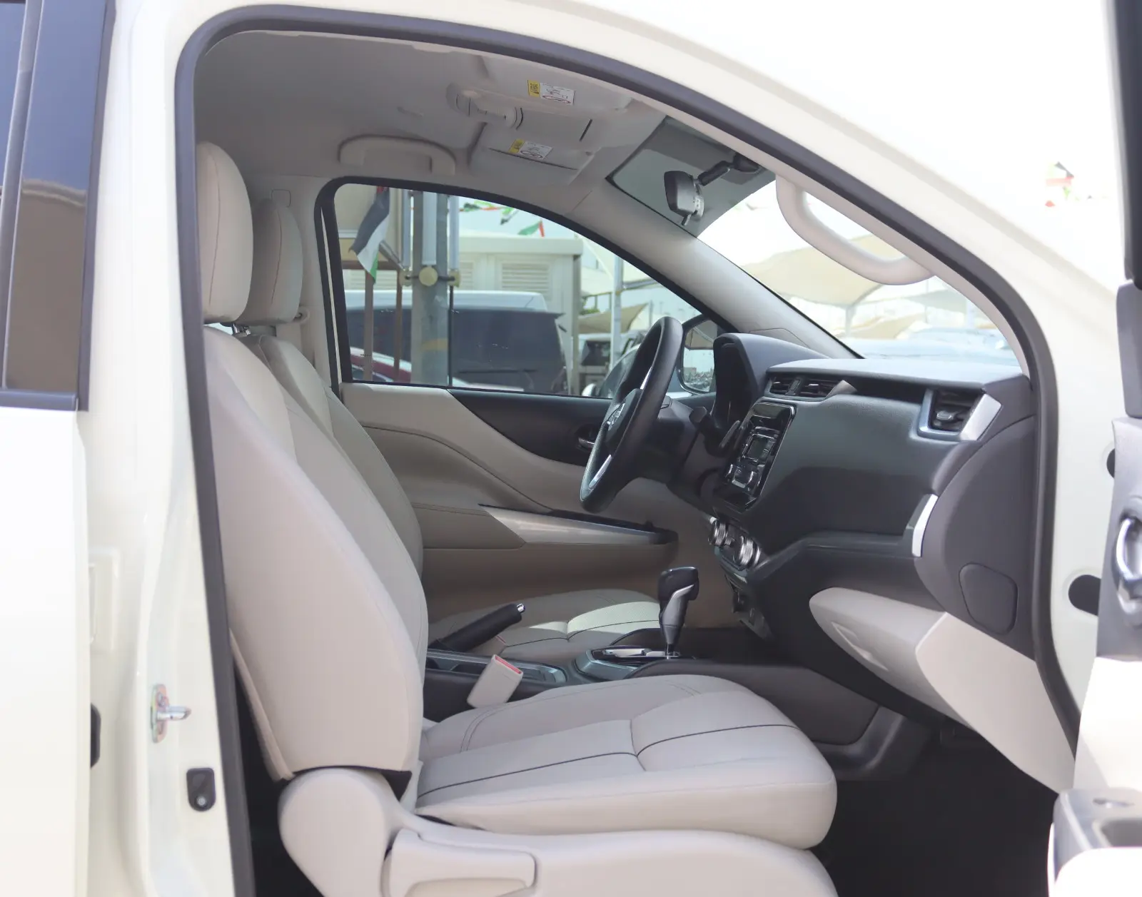 نيسان اكس تيرا 2023 2.5L