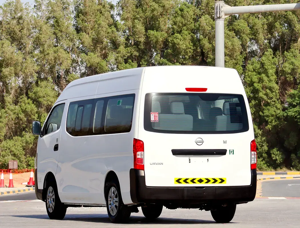 Nissan Urvan 2023