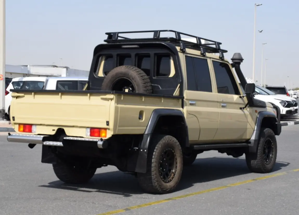 تويوتا لاند كروزر بيك آب 2017 4.5L